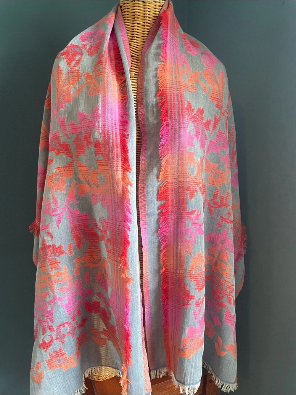 J Jill Very Pretty Ombré Leaves Scarf Jacquard Pink Orange Grey Fringe
